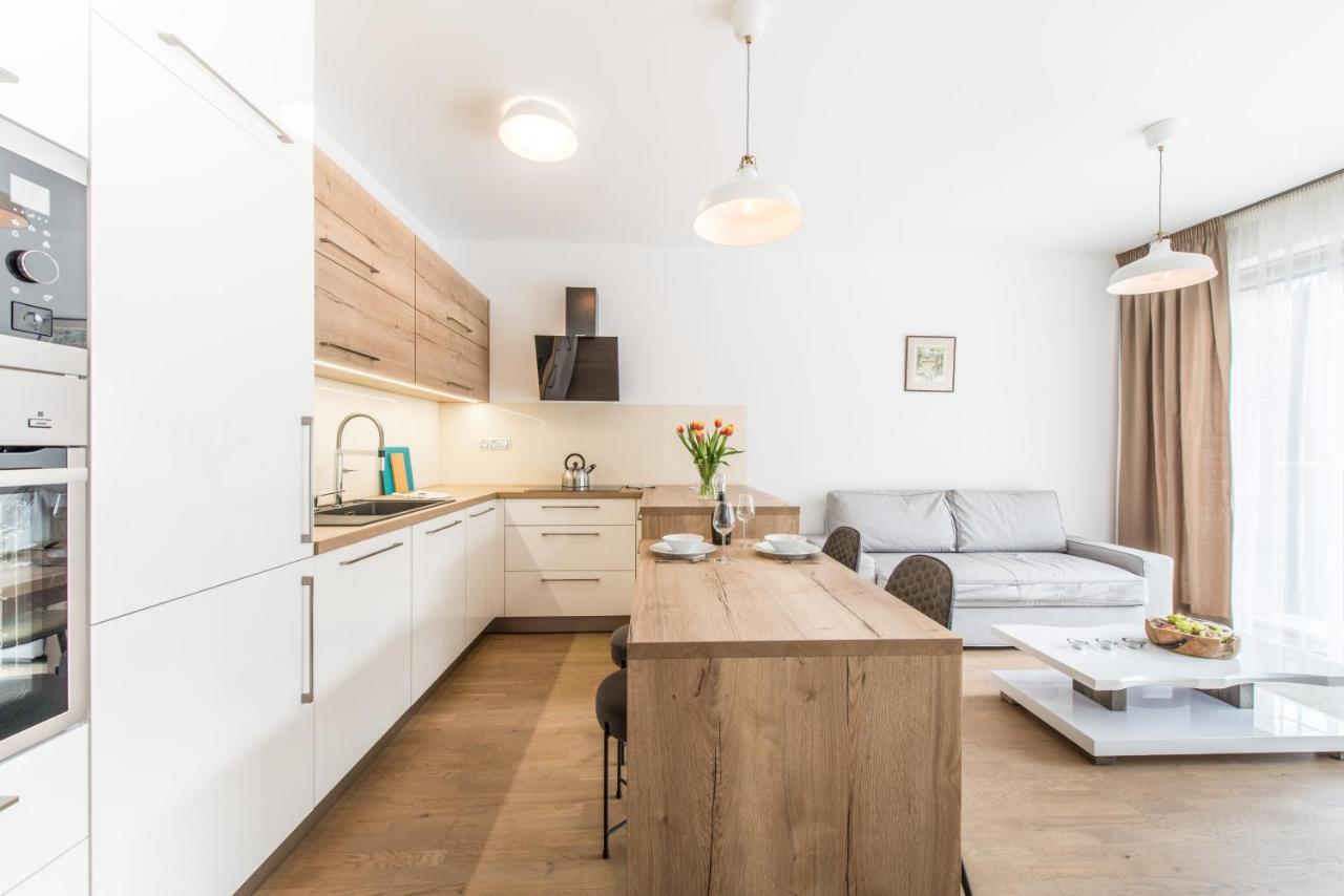 Mozart Central Apartments With Garage Praha Bagian luar foto
