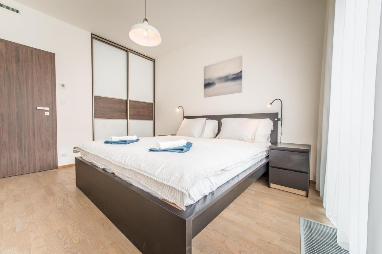 Mozart Central Apartments With Garage Praha Bagian luar foto