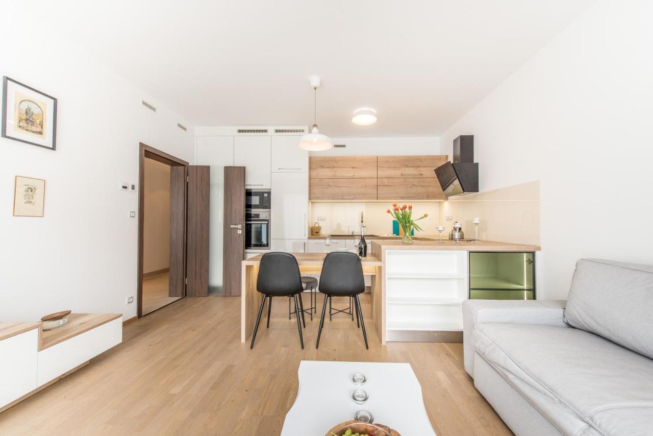 Mozart Central Apartments With Garage Praha Bagian luar foto